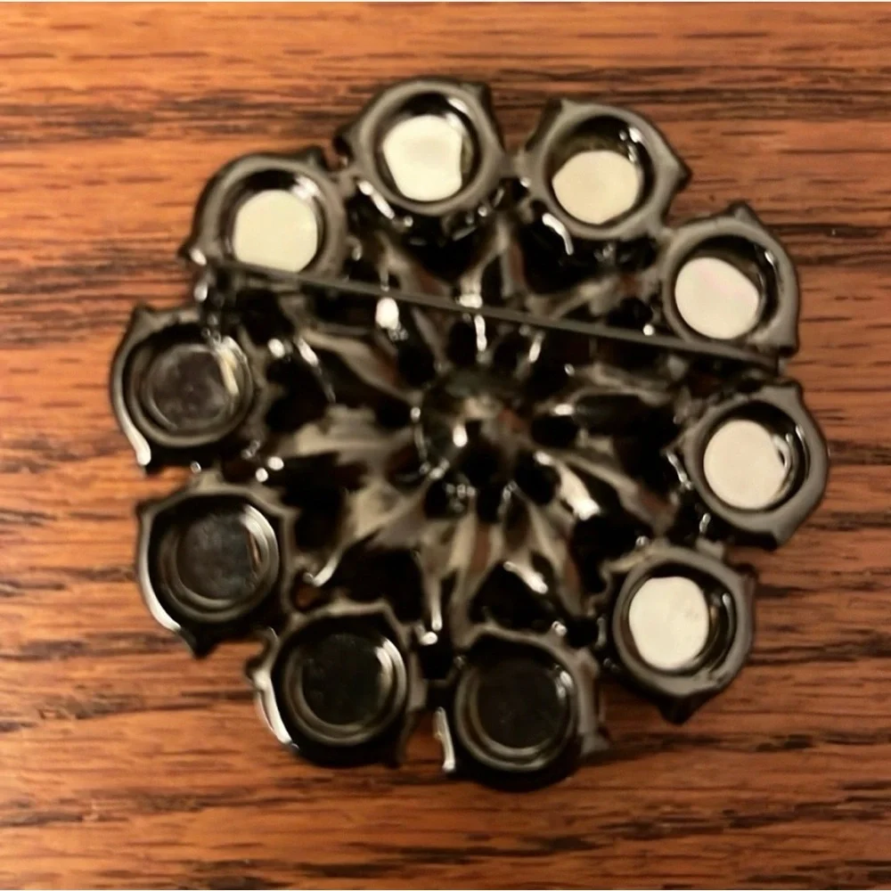 Vintage Brooch